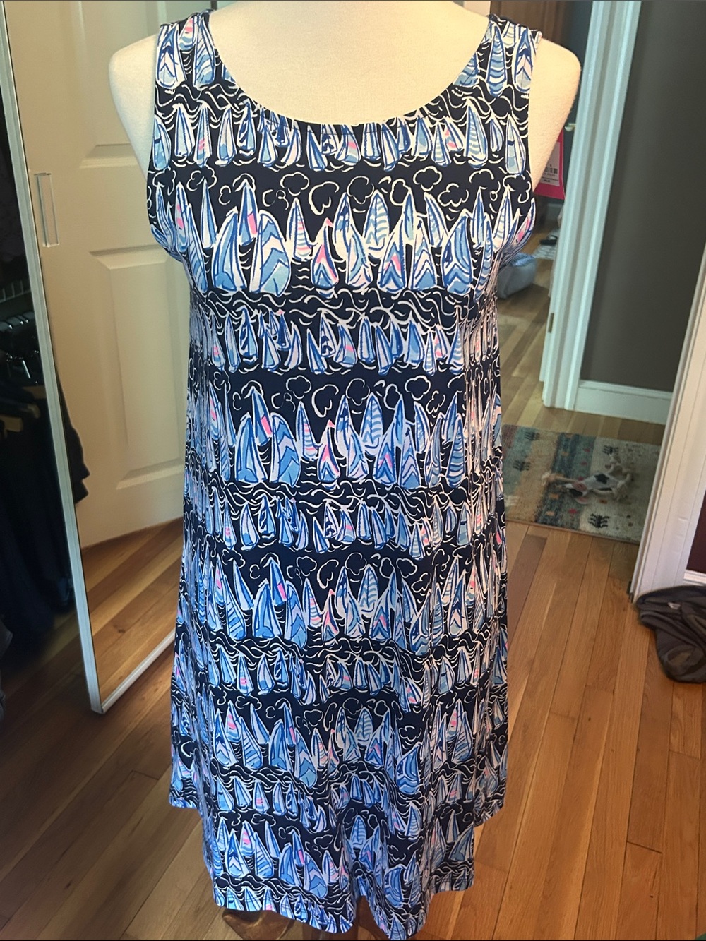 Lilly Pulitzer Navy Blue Sailboat Print Sleeveless Shift Dress
